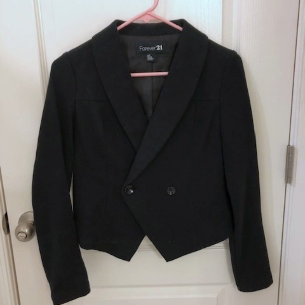 Forever 21 Black Cropped Blazer
